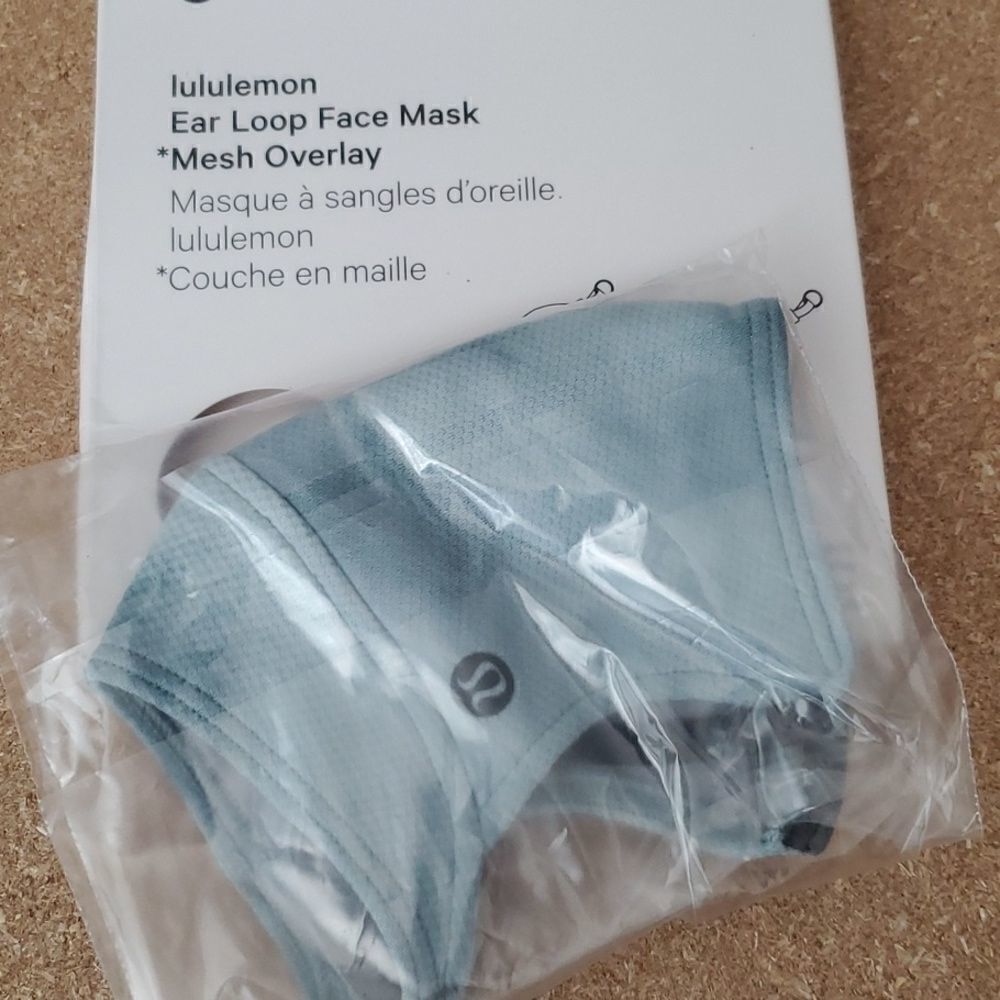 NEW LULULEMON LUXTREME blue green spacer tiedye mesh overlay face mask NWT